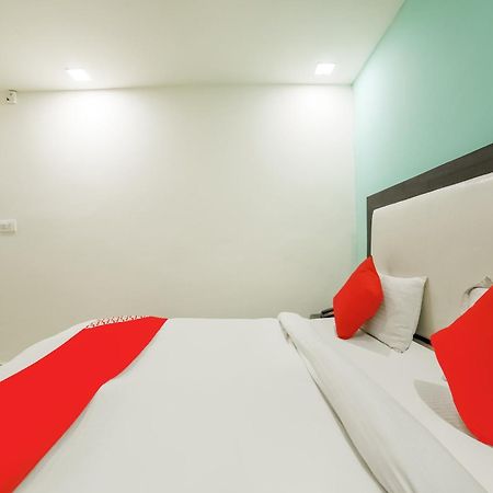 My Comfortable Hotel New Delhi Exterior foto