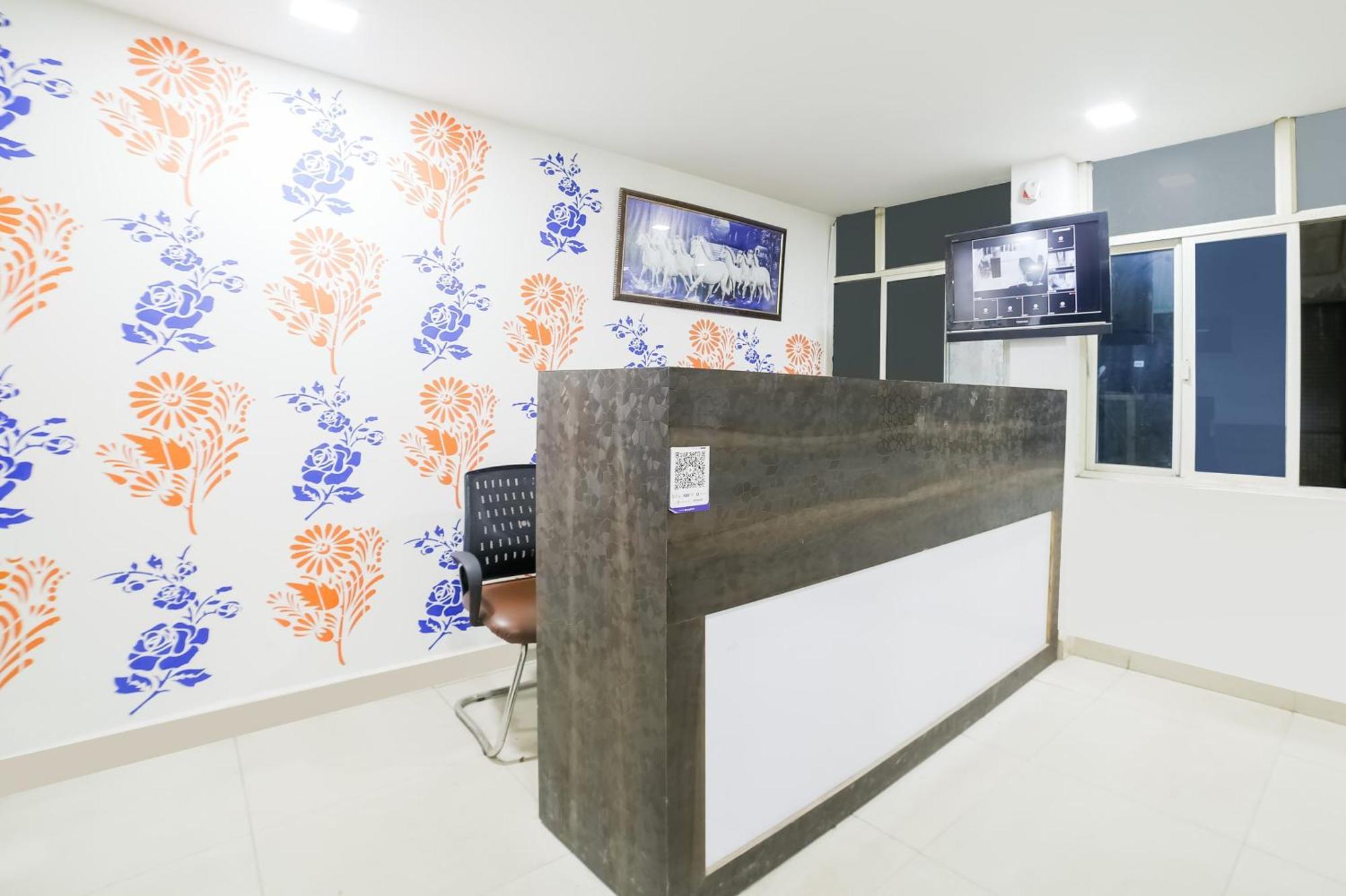 My Comfortable Hotel New Delhi Exterior foto