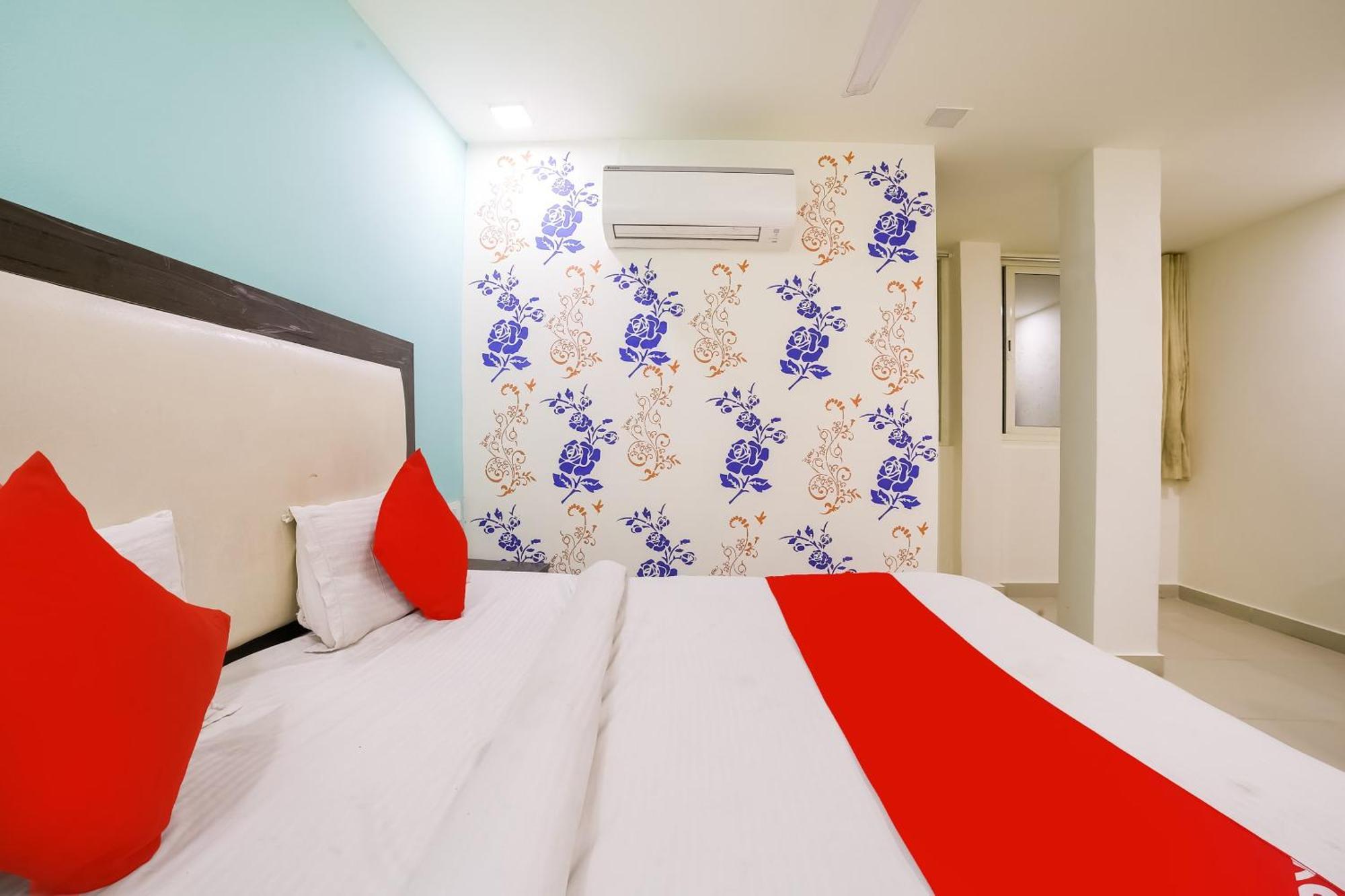 My Comfortable Hotel New Delhi Exterior foto